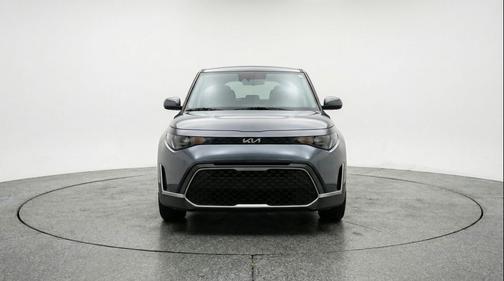 Gravity Gray 2025 Kia Soul LX
