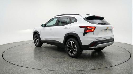 Summit White 2025 Chevrolet Trailblazer LT