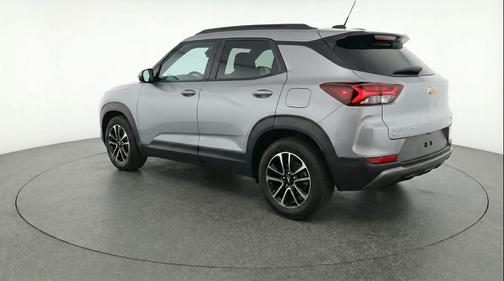Sterling Gray Metallic 2025 Chevrolet Trailblazer LT