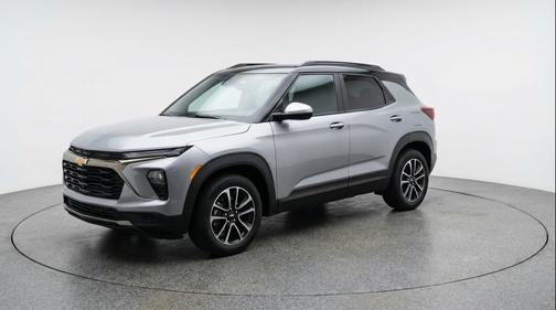 Sterling Gray Metallic 2025 Chevrolet Trailblazer LT