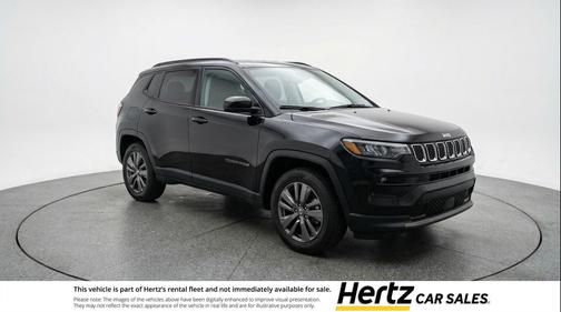Silver Zynith Metallic Clearcoat 2025 Jeep Compass Trailhawk