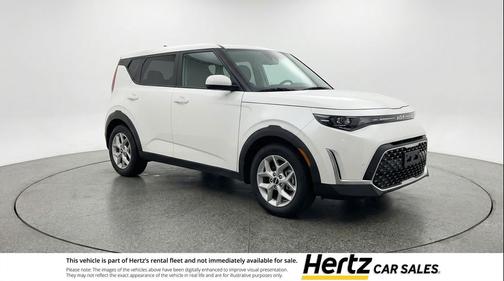 Snow White Pearl 2025 Kia Soul LX