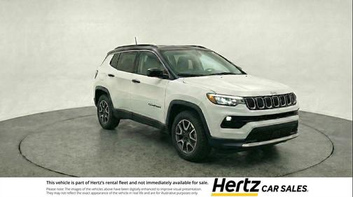 Bright White Clearcoat 2025 Jeep Compass Trailhawk