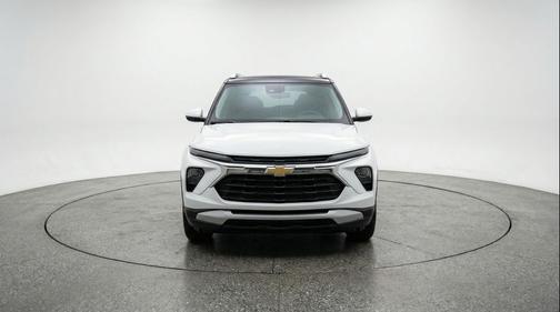 Summit White 2025 Chevrolet Trailblazer LT