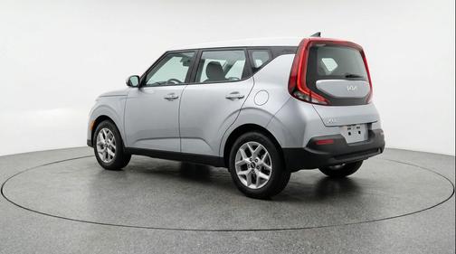 Steel Gray 2025 Kia Soul LX
