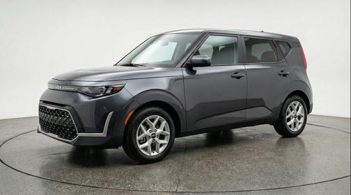 Gravity Gray 2025 Kia Soul LX