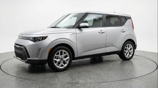 Steel Gray 2025 Kia Soul LX