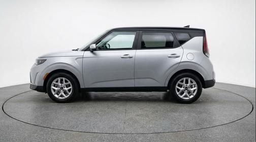 Steel Gray 2025 Kia Soul LX
