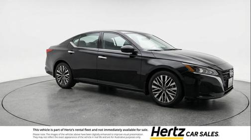 Super Black 2025 Nissan Altima SV FWD