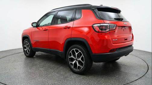 Red Hot Pearlcoat 2025 Jeep Compass Limited