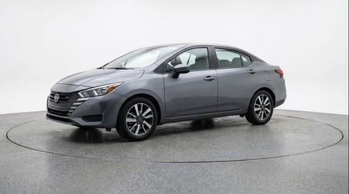 Gun Metallic 2025 Nissan Versa 1.6 SV