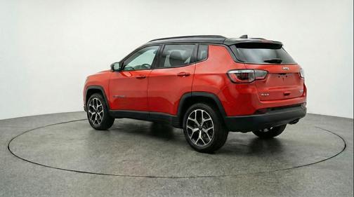 Red Hot Pearlcoat 2025 Jeep Compass Limited