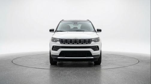 Bright White Clearcoat 2025 Jeep Compass Limited