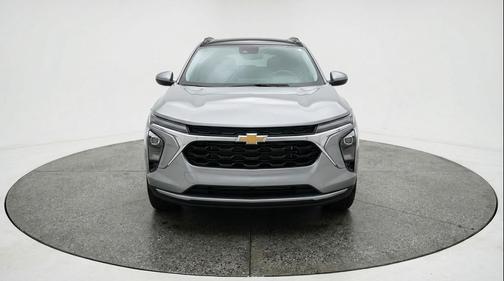 Sterling Gray Metallic 2025 Chevrolet Trax LT