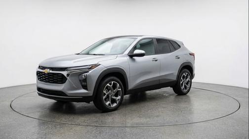 Sterling Gray Metallic 2025 Chevrolet Trax LT