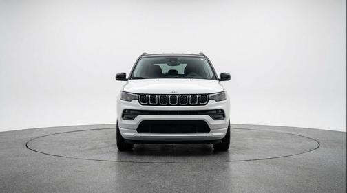 Bright White Clearcoat 2025 Jeep Compass Limited