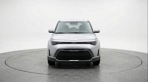 Gravity Gray 2025 Kia Soul LX
