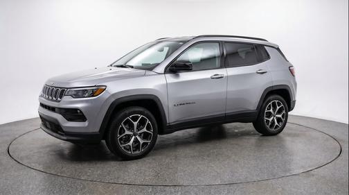 Silver Zynith Metallic Clearcoat 2025 Jeep Compass Limited