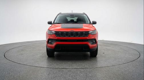 Red Hot Pearlcoat 2025 Jeep Compass Trailhawk
