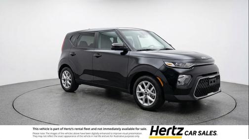 Fusion Black 2025 Kia Soul LX