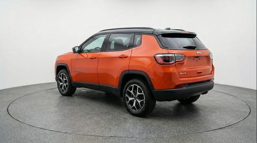 Red Hot Pearlcoat 2025 Jeep Compass Limited