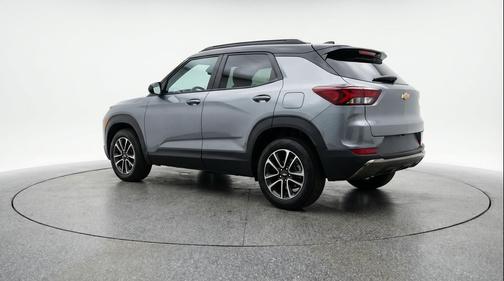 Sterling Gray Metallic 2025 Chevrolet Trailblazer LT