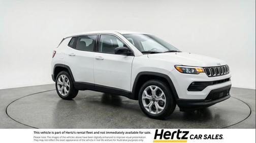 Bright White Clearcoat 2025 Jeep Compass Latitude