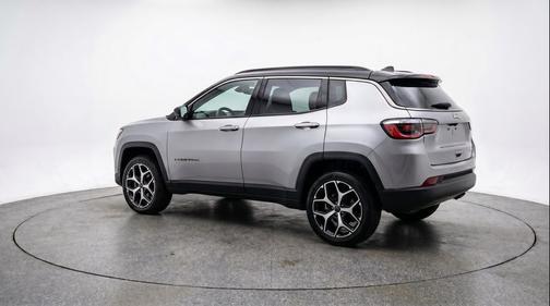 Silver Zynith Metallic Clearcoat 2025 Jeep Compass Limited