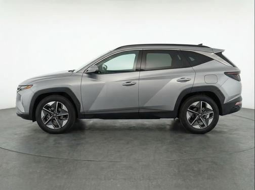 Shimmering Silver 2025 Hyundai TUCSON SEL