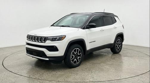 Bright White Clearcoat 2025 Jeep Compass Trailhawk