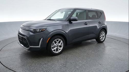 Gravity Gray 2025 Kia Soul LX