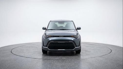 Gravity Gray 2025 Kia Soul LX