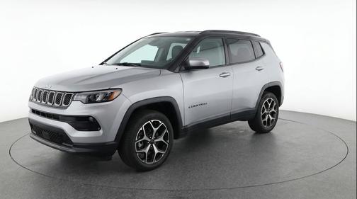 Silver Zynith Metallic Clearcoat 2025 Jeep Compass Limited