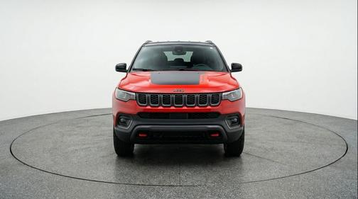 Red Hot Pearlcoat 2025 Jeep Compass Trailhawk