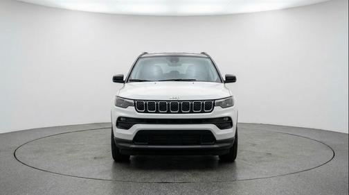 Bright White Clearcoat 2025 Jeep Compass Limited