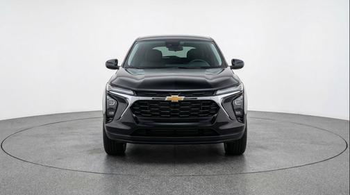 Mosaic Black Metallic 2025 Chevrolet Trax LT