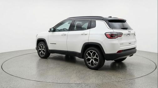 Bright White Clearcoat 2025 Jeep Compass Limited