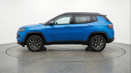 Hydro Blue Pearlcoat 2025 Jeep Compass Trailhawk