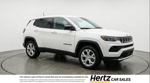 Bright White Clearcoat 2025 Jeep Compass Latitude