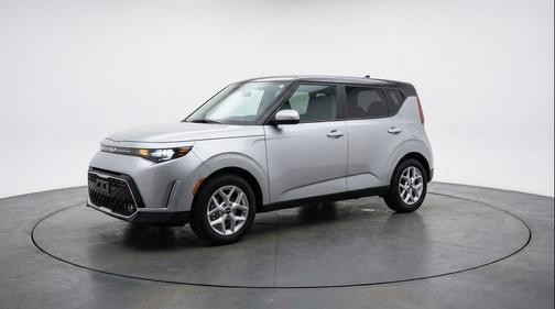 Steel Gray 2025 Kia Soul LX