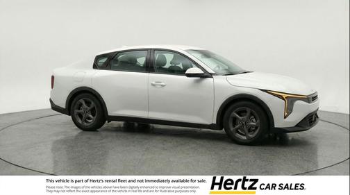 Snow White Pearl 2025 Kia K4 LXS