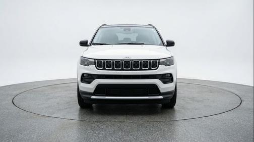Bright White Clearcoat 2025 Jeep Compass Limited