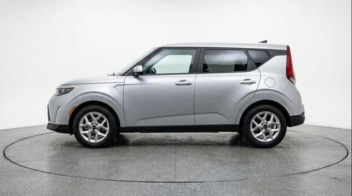 Steel Gray 2025 Kia Soul LX
