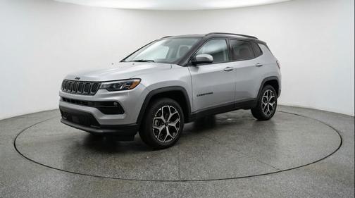 Silver Zynith Metallic Clearcoat 2025 Jeep Compass Limited