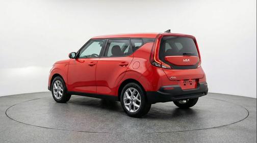 Mars Orange 2025 Kia Soul LX