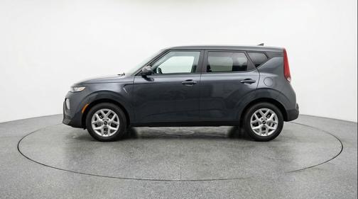 Gravity Gray 2025 Kia Soul LX