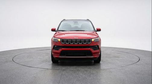 Red Hot Pearlcoat 2025 Jeep Compass Limited