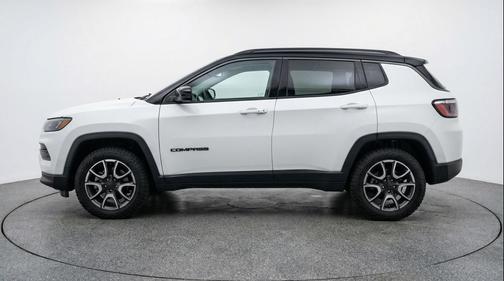 Bright White Clearcoat 2025 Jeep Compass Trailhawk