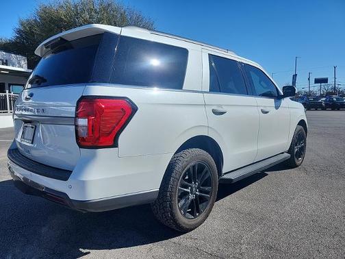 2022 Ford Expedition XLT