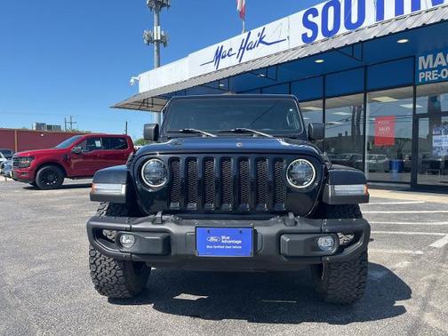 Black Clearcoat 2023 Jeep Wrangler SPORT
